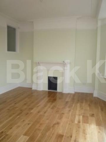			AMAZING NEW FLAT!, 3 Bedroom, 1 bath, 1 reception Flat			 Fortis Green Road, MUSWELL HILL