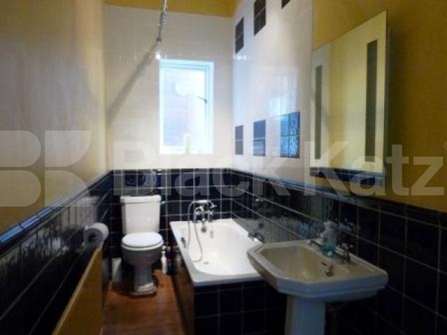 			NEW INSTRUCTION!, 2 Bedroom, 1 bath, 1 reception Flat			 Elder Avenue, Crouch End