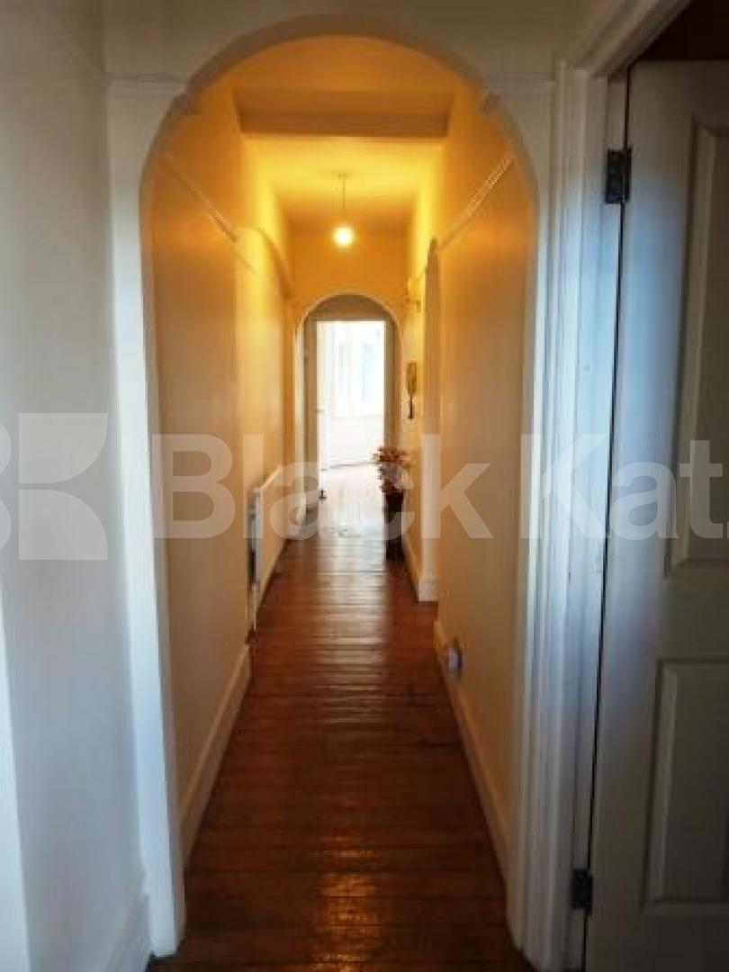 			NEW INSTRUCTION!, 2 Bedroom, 1 bath, 1 reception Flat			 Elder Avenue, Crouch End