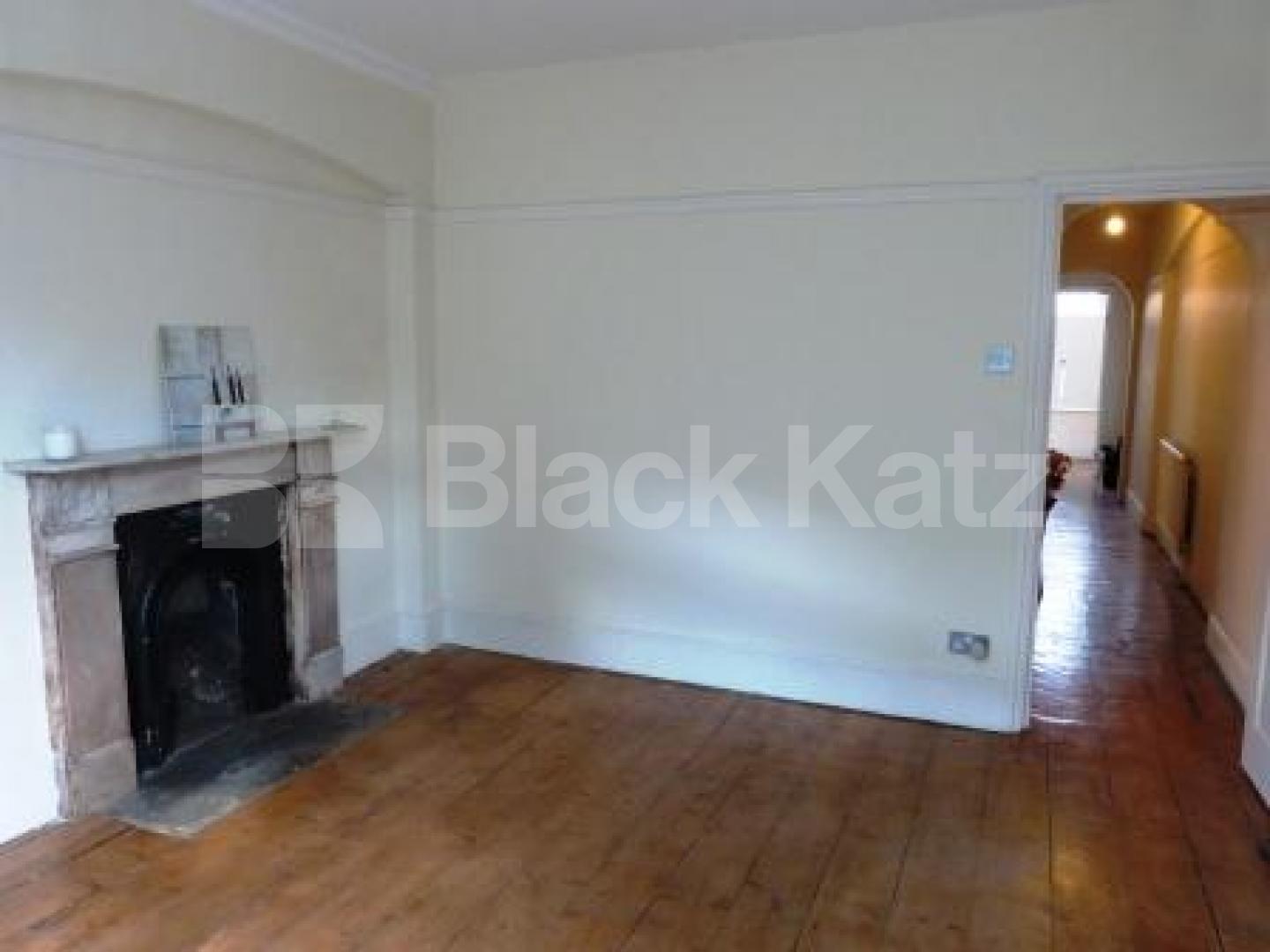 			NEW INSTRUCTION!, 2 Bedroom, 1 bath, 1 reception Flat			 Elder Avenue, Crouch End