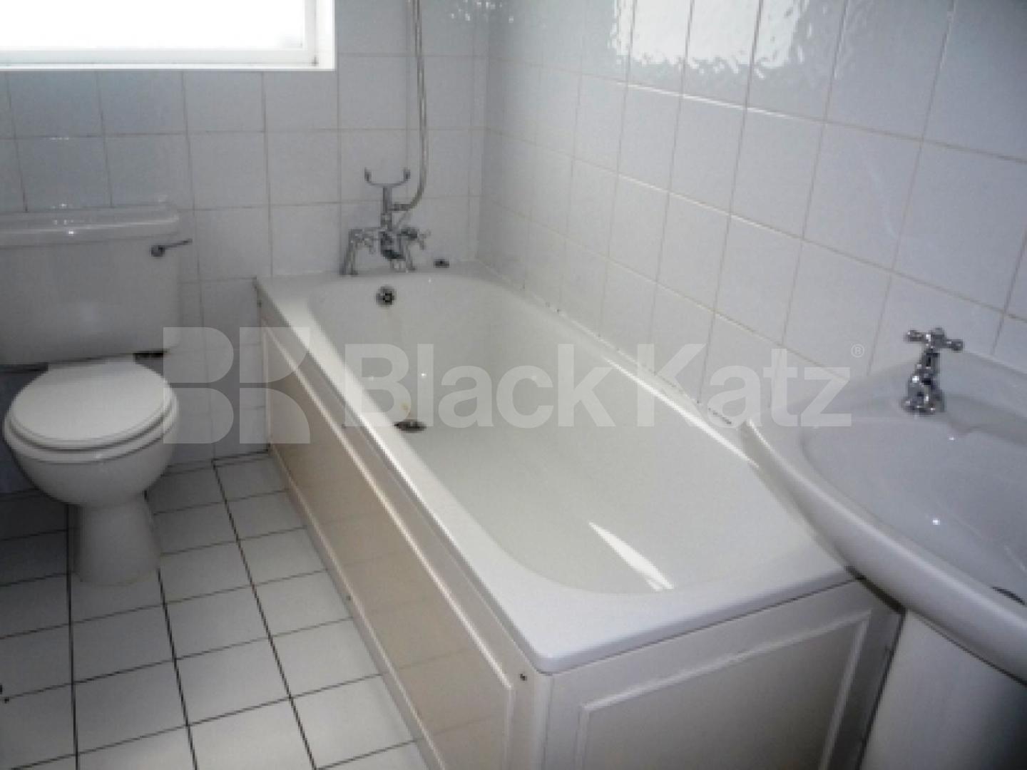 			2 Bedroom, 1 bath, 1 reception Flat			 Inderwick Road, CROUCH END