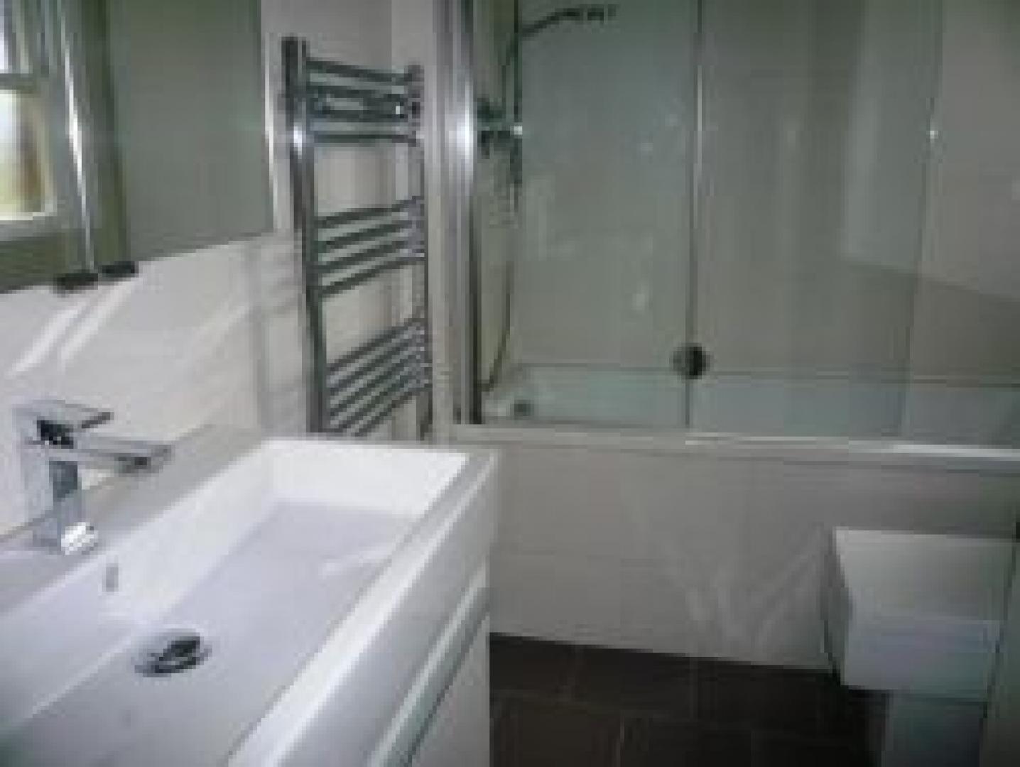 			2 Bedroom, 1 bath, 1 reception Flat			 Greencroft Gardens, WEST HAMPSTEAD