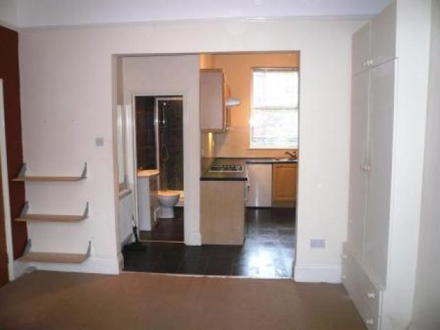 			Studio Apartment, 1 bath, 1 reception Studio			 Kylemore Road, WEST HAMPSTEAD