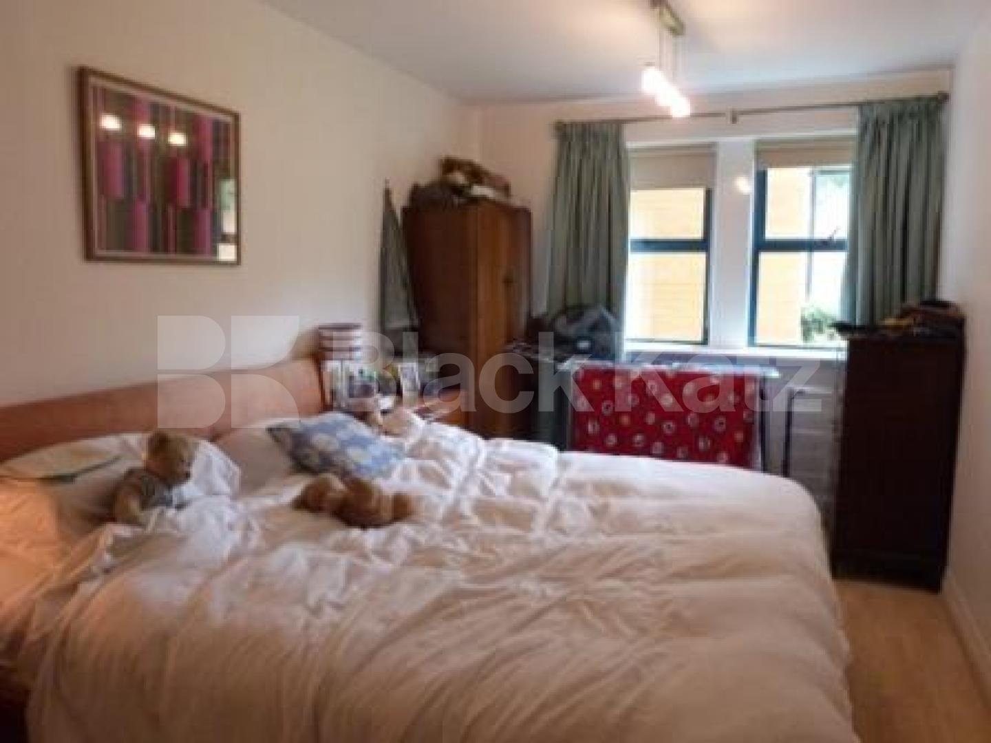 			2 Bedroom, 1 bath, 1 reception Apartment			 Northpoint, CROUCH END