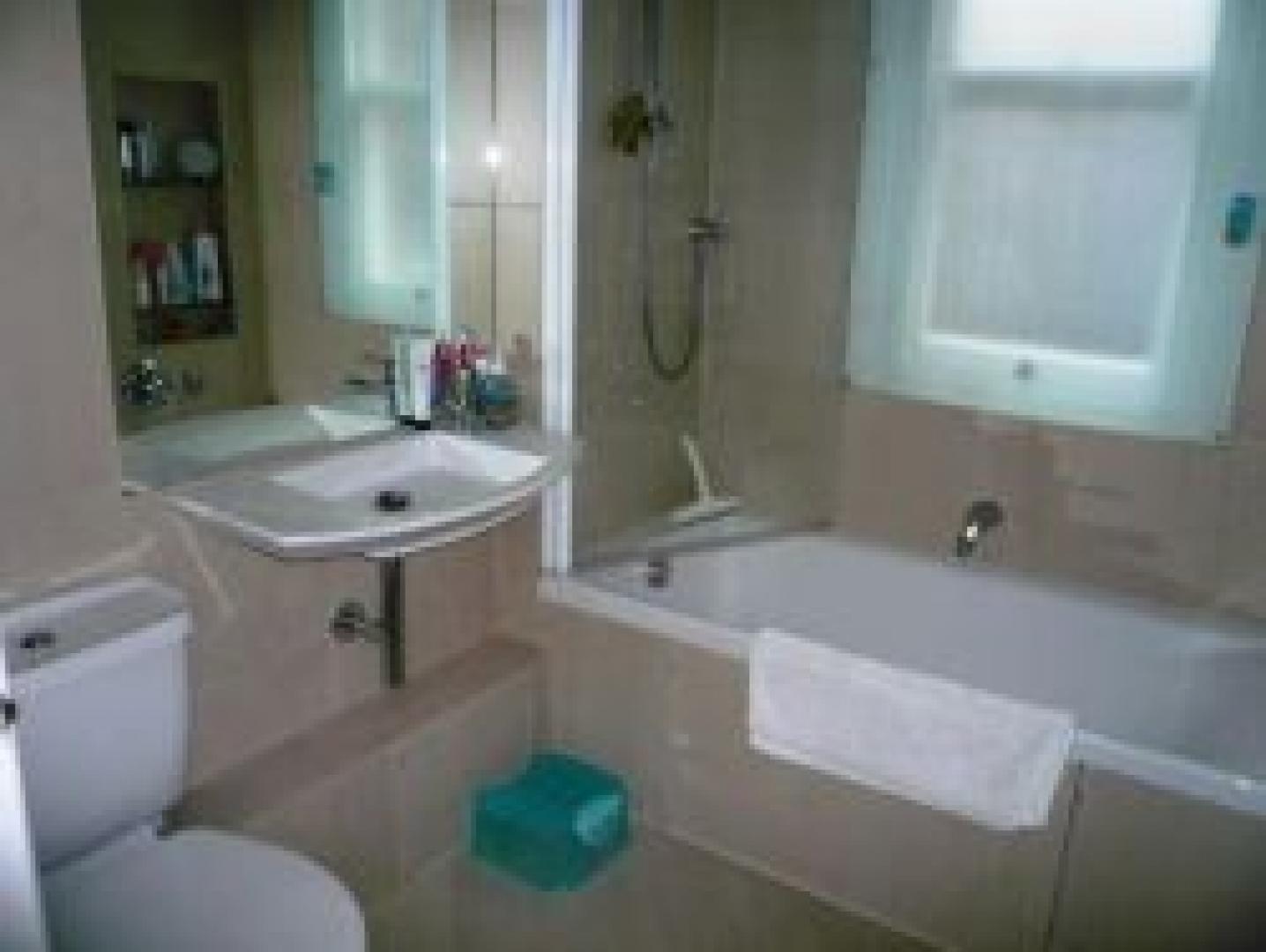 			3 Bedroom, 1 bath, 1 reception Flat			 Castellain Road, MAIDA VALE