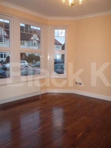 			2 Bedroom, 1 bath, 1 reception Flat			 Grove Avenue, FINCHLEY CENTRAL