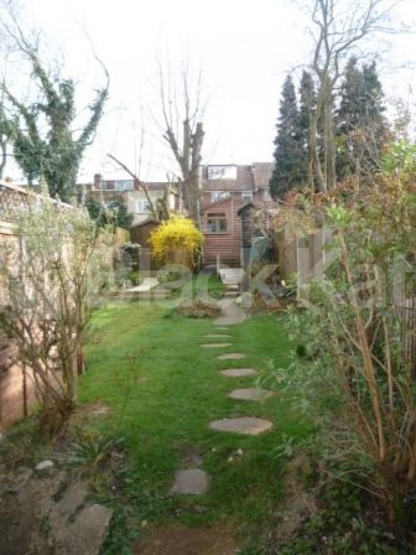 			2 Bedroom, 1 bath, 1 reception Ground Floor Flat			 Sutton Road, MUSWELL HILL