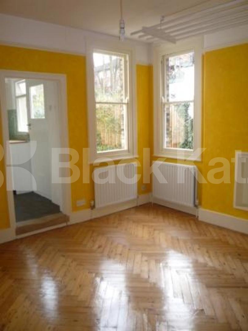 			2 Bedroom, 1 bath, 1 reception Ground Floor Flat			 Sutton Road, MUSWELL HILL