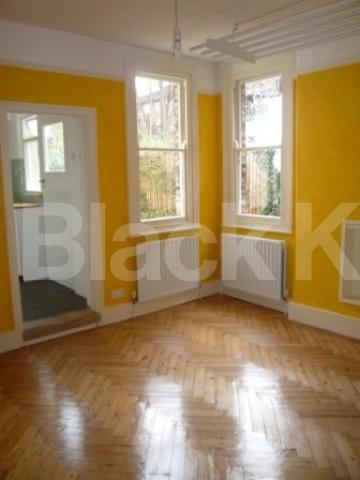 			2 Bedroom, 1 bath, 1 reception Ground Floor Flat			 Sutton Road, MUSWELL HILL