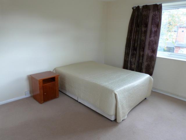 			2 Bedroom, 1 bath, 1 reception Flat			 Bibsworth Road, FINCHLEY