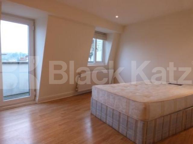 			3 Bedroom, 1 bath, 1 reception Flat			 Tottenham Lane, Crouch End