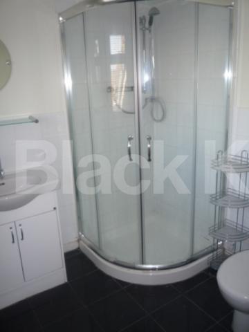 			4 Bedroom, 1 bath, 1 reception House			 Moffat Road, Palmers Green