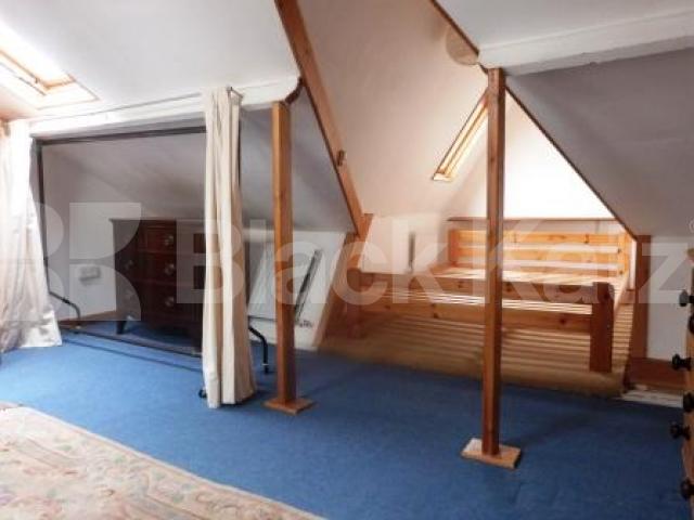 			1 Bedroom, 1 bath, 1 reception Flat			 Uplands Road, Crouch End