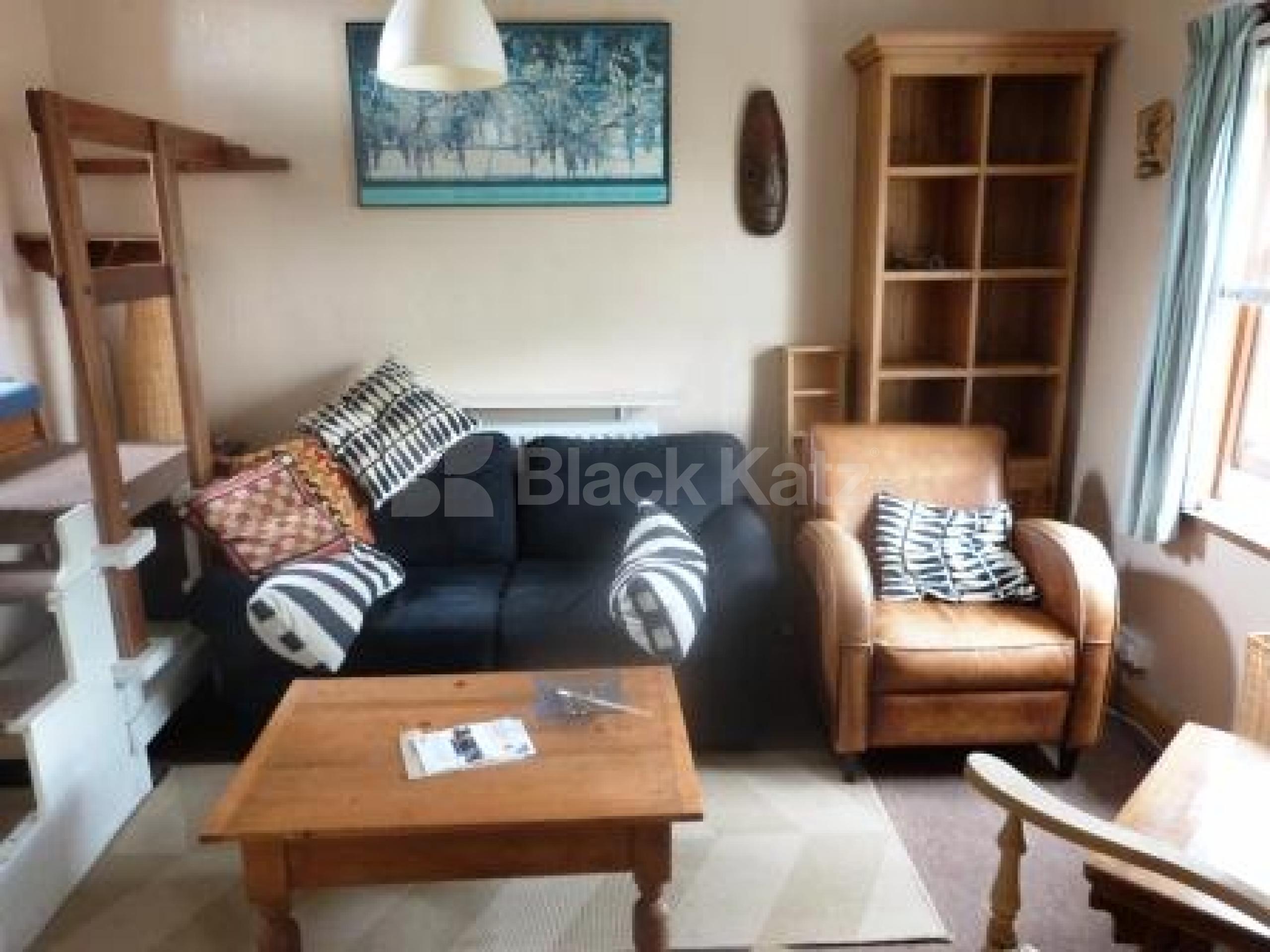			1 Bedroom, 1 bath, 1 reception Flat			 Uplands Road, Crouch End N8