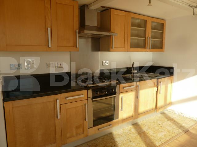 			STUNNING LIVE WORK STUDIO APARTMENT, Studio Apartment, 1 bath, 1 reception Flat			 ABILITY PLAZA-KINGSLAND ROAD, DALSTON/HAGGERSTON