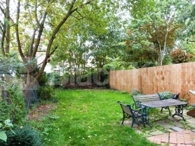 			MUST SEE, 2 Bedroom, 1 bath, 1 reception Ground Floor Flat			 Dukes Avenue, Muswell Hill