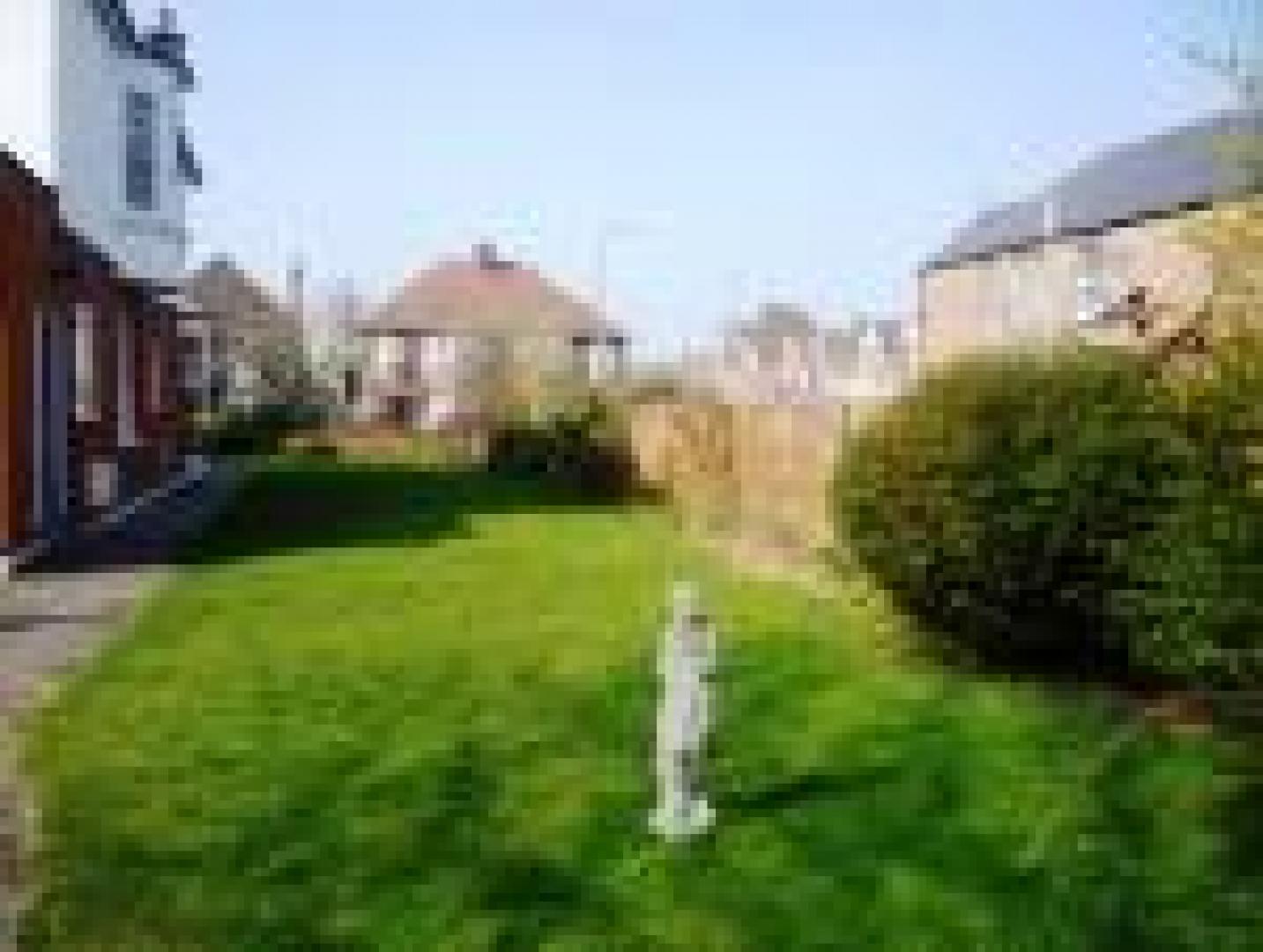 			4 Bedroom, 1 bath, 1 reception Flat			 Manor View, FINCHLEY CENTRAL