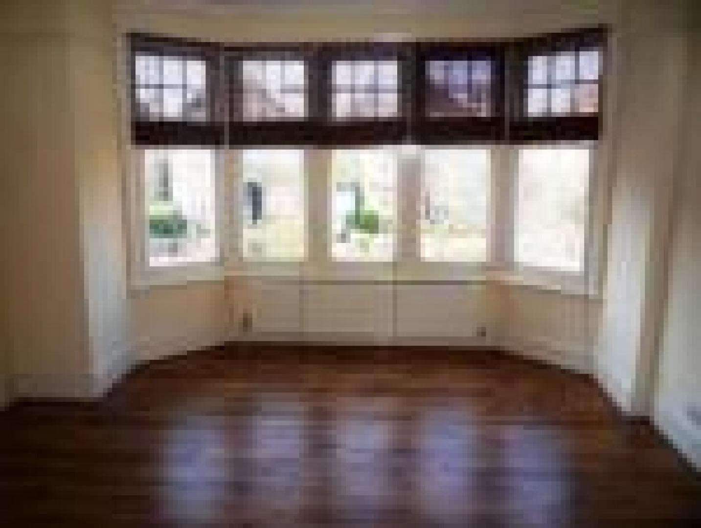 			4 Bedroom, 1 bath, 1 reception Flat			 Manor View, FINCHLEY CENTRAL