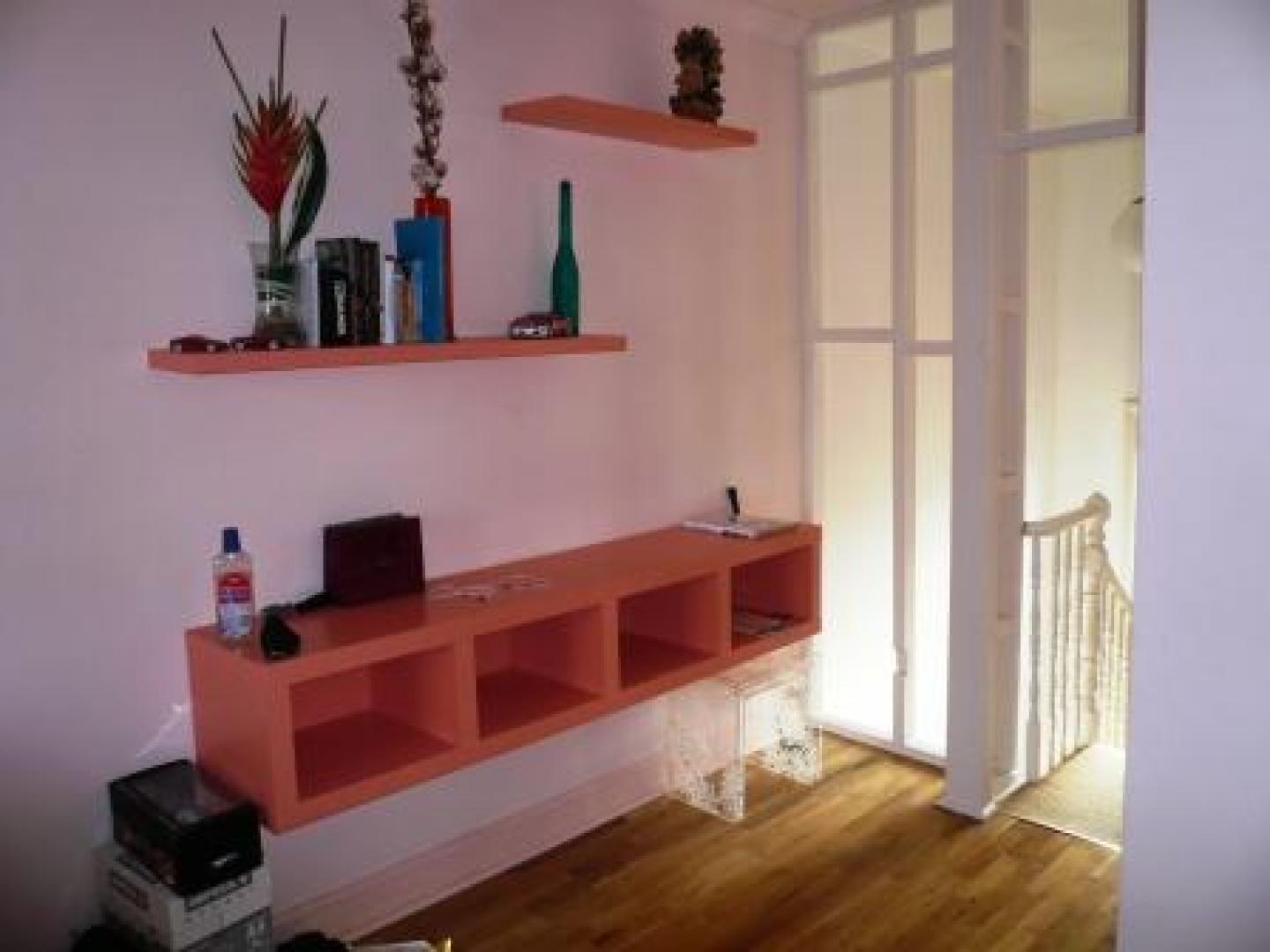 			1 Bedroom, 1 bath, 1 reception Flat			 Kilburn Lane, QUEENS PARK