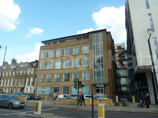 			STUNNING 1 BED WAREHOUSE APARTMENT, 1 Bedroom, 1 bath, 1 reception Flat			 ABILITY PLAZA-KINGSLAND ROAD, DALSTON/HAGGERSTON