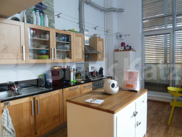 			STUNNING 1 BED WAREHOUSE APARTMENT, 1 Bedroom, 1 bath, 1 reception Flat			 ABILITY PLAZA-KINGSLAND ROAD, DALSTON/HAGGERSTON