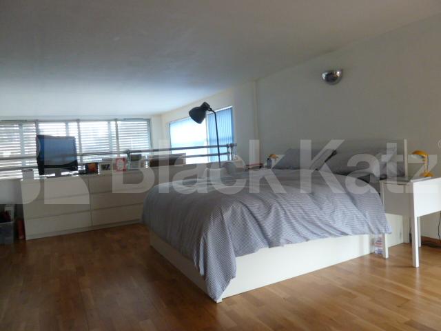 			STUNNING 1 BED WAREHOUSE APARTMENT, 1 Bedroom, 1 bath, 1 reception Flat			 ABILITY PLAZA-KINGSLAND ROAD, DALSTON/HAGGERSTON