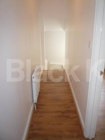 			NEWLY REFURBISHED!, 2 Bedroom, 1 bath, 1 reception Flat			 Park Ave, ALEXANDRA PALACE