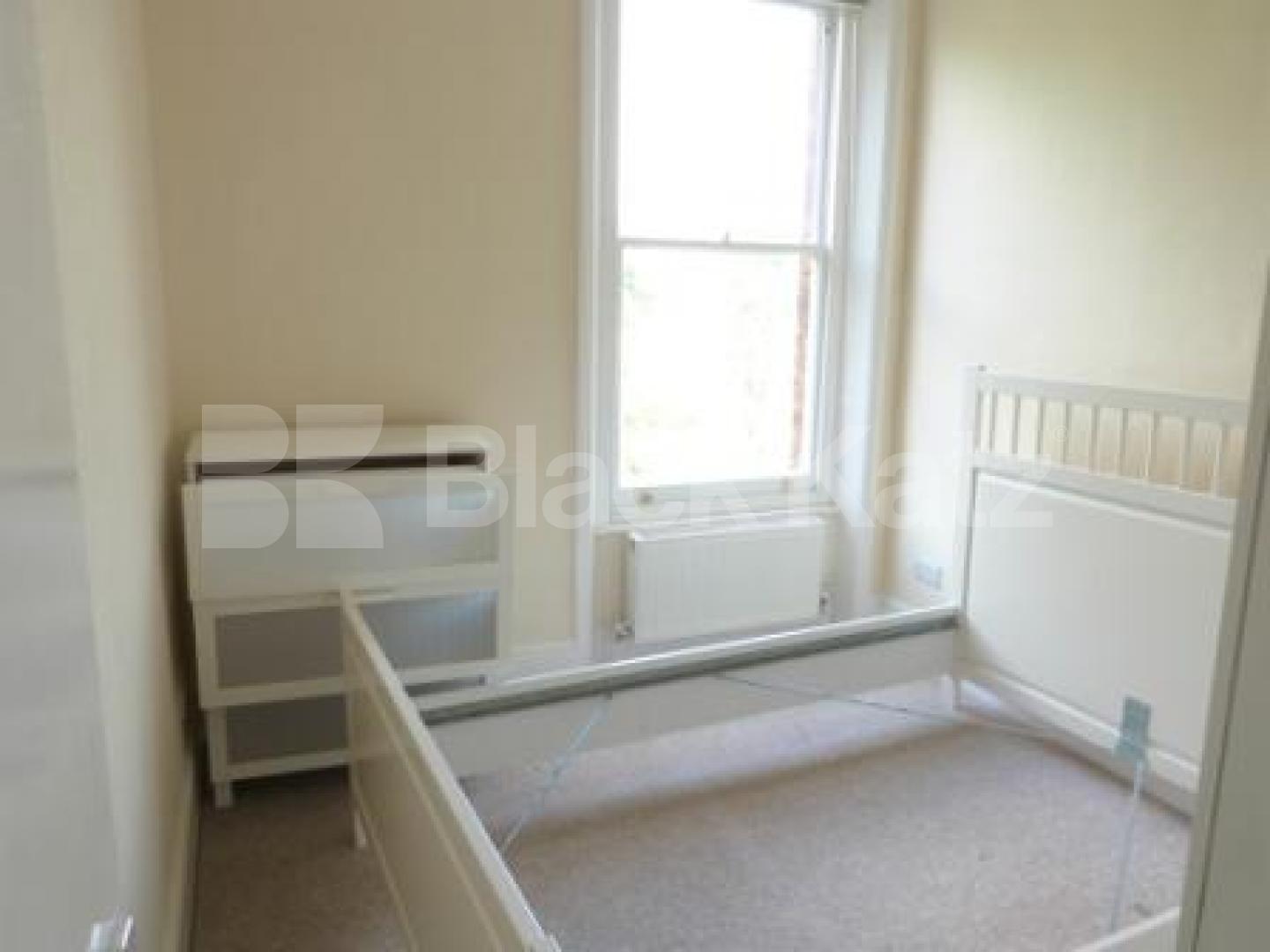 			1 Bedroom, 1 bath, 1 reception Flat			 Avenue Road, CROUCH END/ HIGHGATE N6