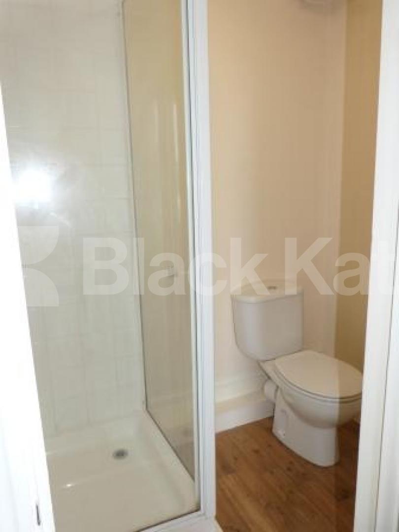 			1 Bedroom, 1 bath, 1 reception Flat			 Avenue Road, CROUCH END/ HIGHGATE N6