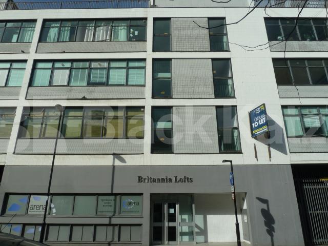 			STUNNING WAREHOUSE CONVERSION, 1 Bedroom, 1 bath, 1 reception Flat			 BRITANNIA LOFTS-BANNER STREET, CLERKENWELL-OLD STREET-SHOREDITCH