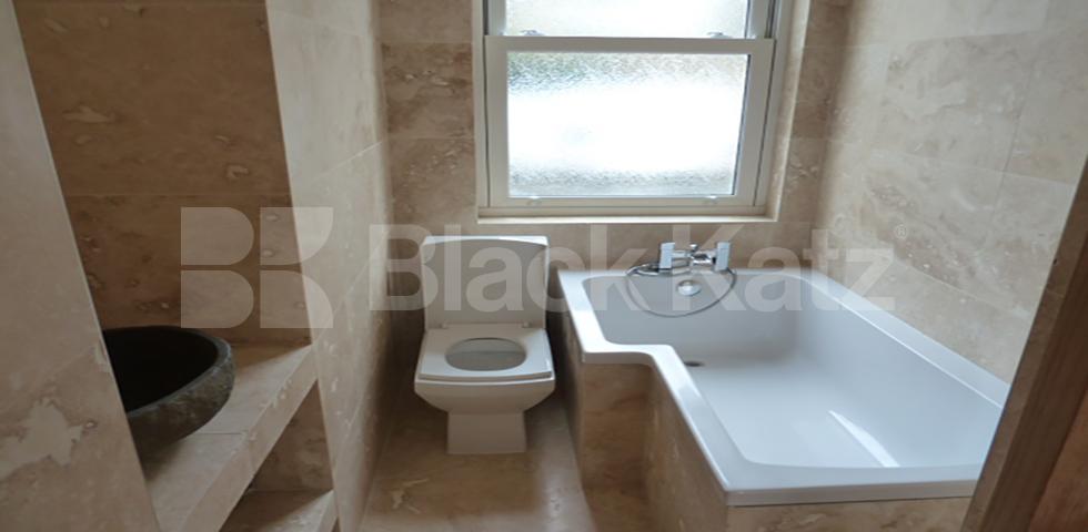 			NEW , 1 Bedroom, 1 bath, 1 reception Flat			 King's Cross Road, KING'S CROSS-RUSSELL SQUARE