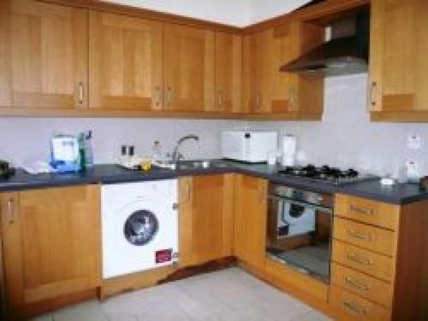 			2 Bedroom, 1 bath, 1 reception Flat			 Sevington Street, MAIDA VALE