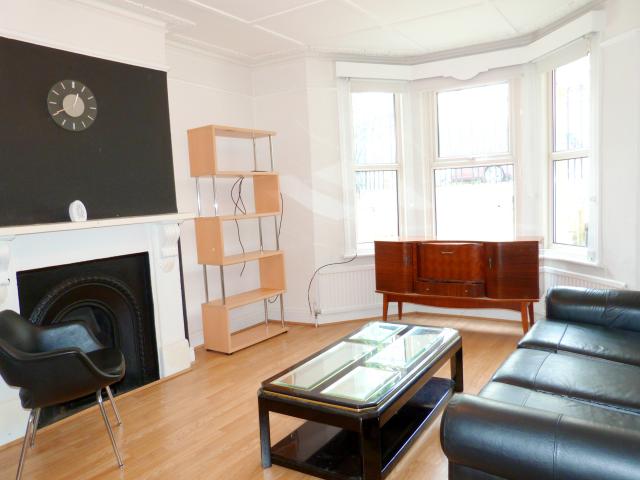 			LET, 1 Bedroom, 1 bath, 1 reception Flat			 Medley Road, WEST HAMPSTEAD