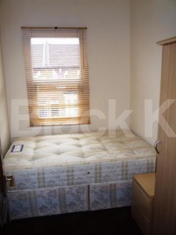 			2 Bedroom, 1 bath, 1 reception Flat			 Shropshire Road, WOOD GREEN