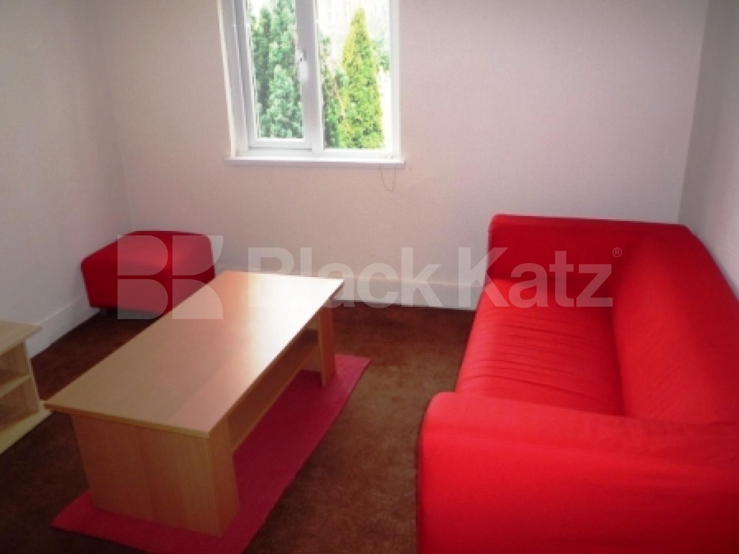 			2 Bedroom, 1 bath, 1 reception Flat			 Shropshire Road, WOOD GREEN