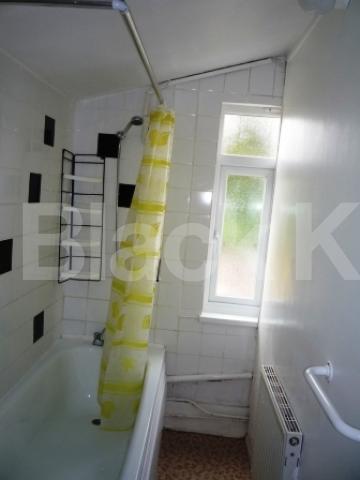 			2 Bedroom, 1 bath, 1 reception Flat			 Shropshire Road, WOOD GREEN