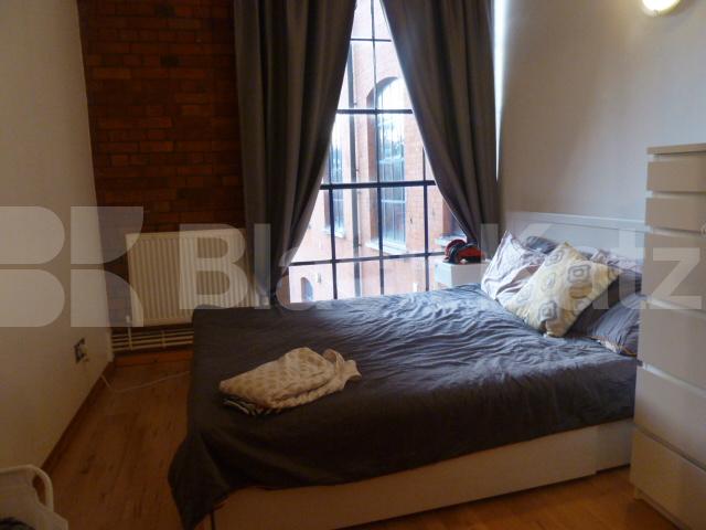 			WAREHOUSE CONVERSION, 2 Bedroom, 1 bath, 1 reception Flat			 Henshall Street, ISLINGTON/CANONBURY