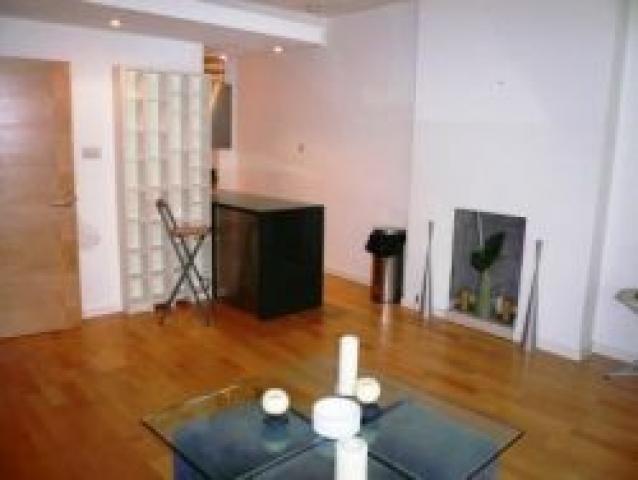 			NEW INSTRUCTION, 2 Bedroom, 1 bath, 1 reception Flat			 Platts Lane, HAMPSTEAD