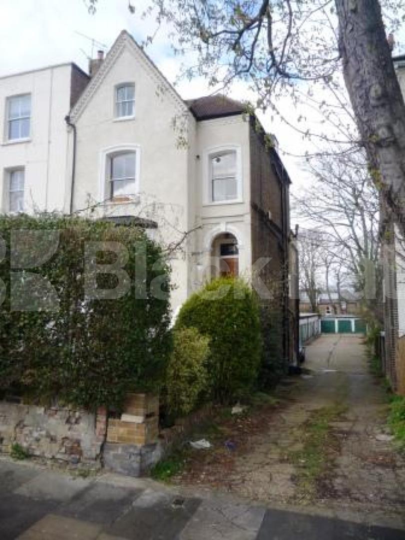 			2 Bedroom, 1 bath, 1 reception Flat			 Haringey Park, Crouch End