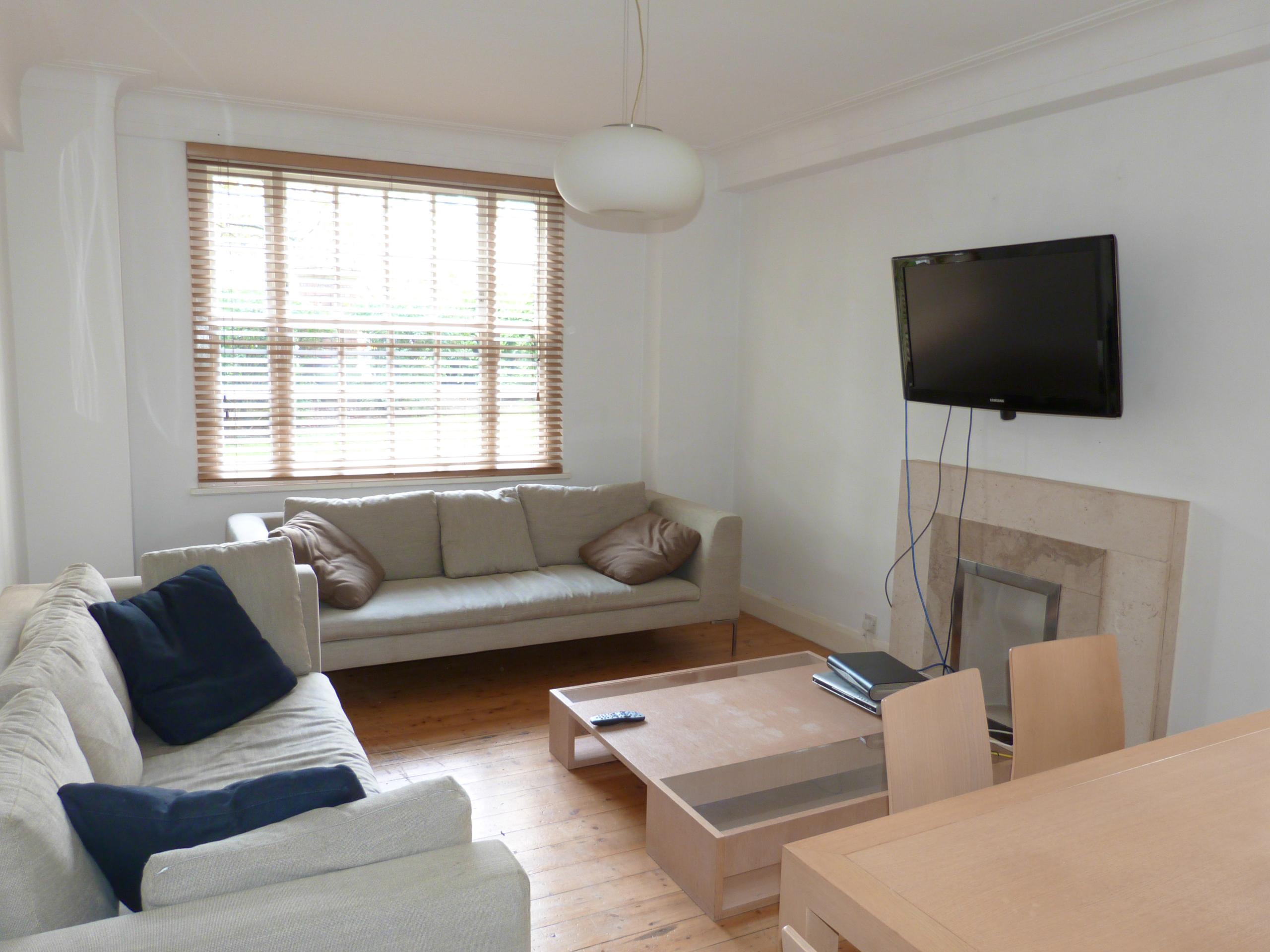			Let, 2 Bedroom, 1 bath, 1 reception Flat			 Eton College Road, BELSIZE PARK NW3