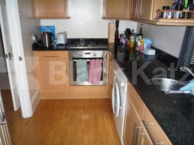 			1 Bedroom, 1 bath, 1 reception Flat			 Berkeley Road, CROUCH END