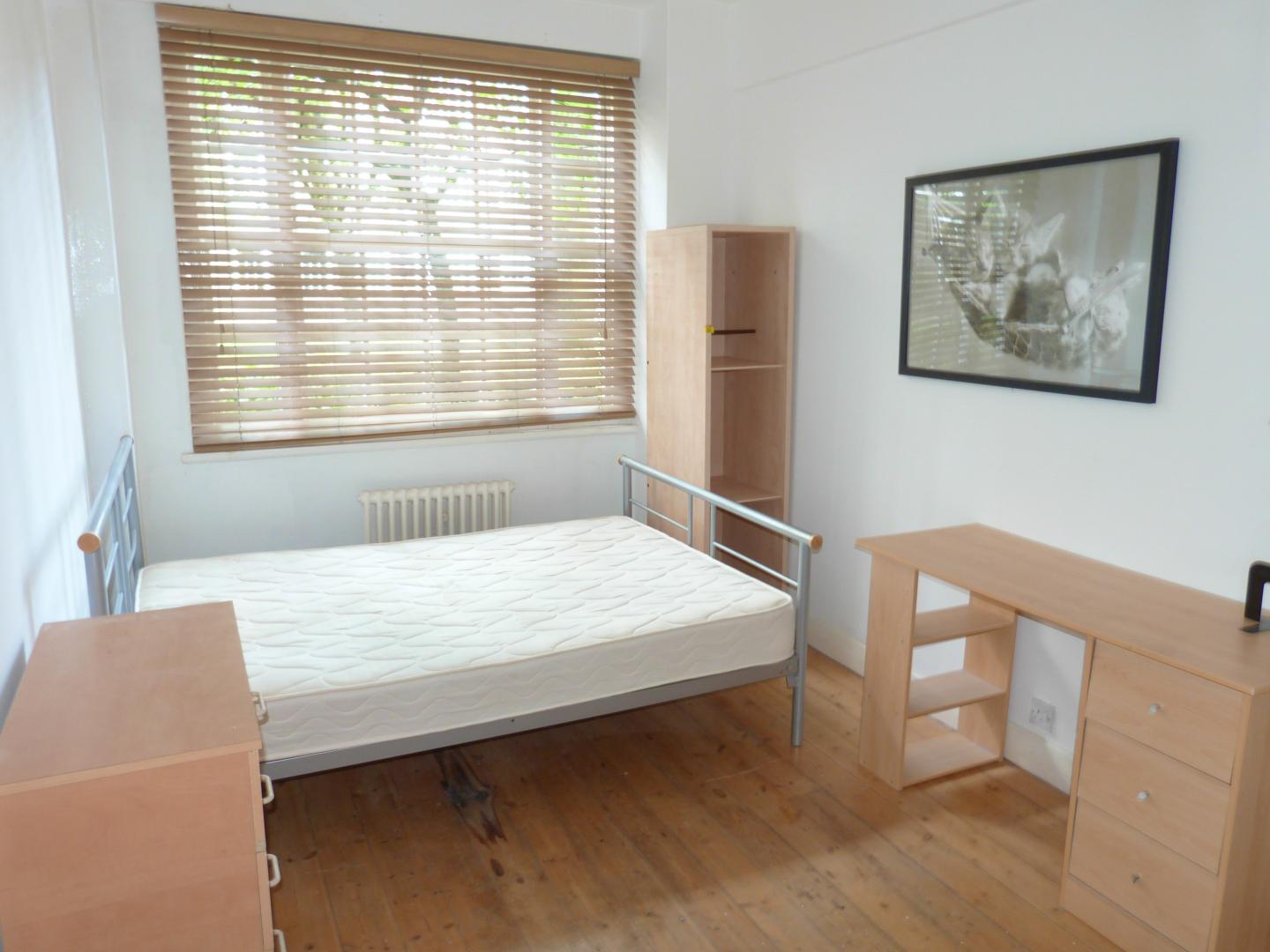 			Let, 2 Bedroom, 1 bath, 1 reception Flat			 Eton College Road, BELSIZE PARK