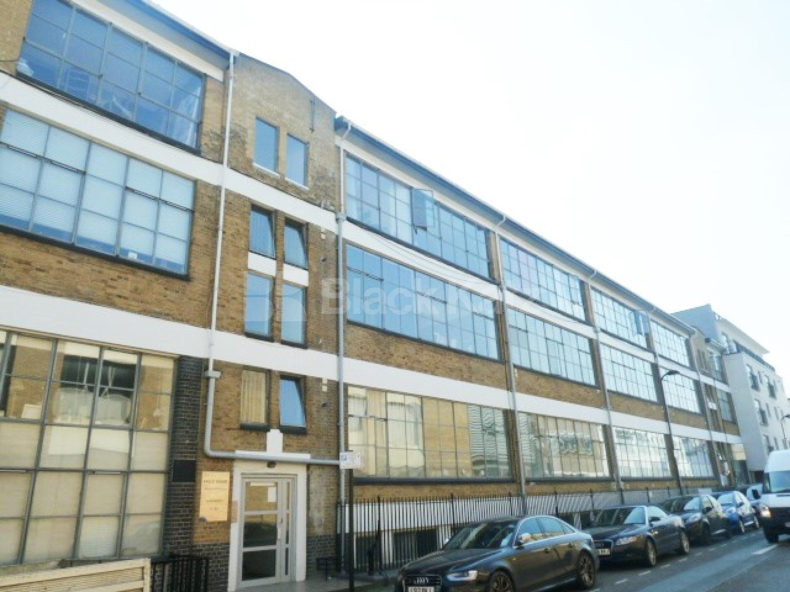 			WAREHOUSE CONVERSION IN ANGEL-OLD STREET-SHOREDITCH, 3 Bedroom, 1 bath, 1 reception Flat			 EAGLE HOUSE-EAGLE WHARF ROAD, ANGEL-OLD STREET-SHOREDITCH N1