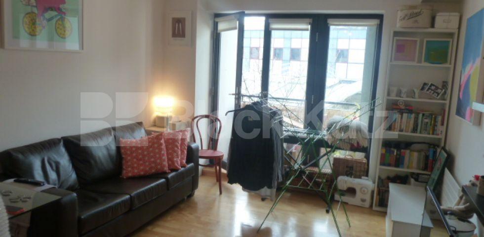 			GREAT 1 BEDROOM FLAT IN THE HEART OF CLERKENWELL, 1 Bedroom, 1 bath, 1 reception Flat			 Turnmill Street, CLERKENWELL-FARRINGDON-BARBICAN