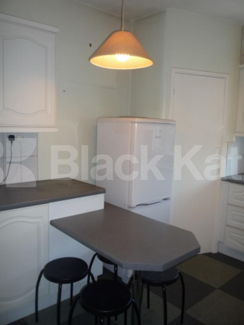 			MUST SEE!, 1 Bedroom, 1 bath, 1 reception Flat			 Archway Road, HIGHGATE