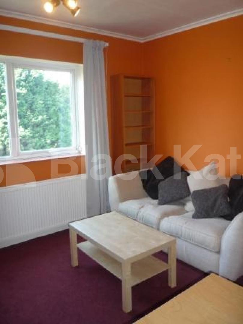			MUST SEE!, 1 Bedroom, 1 bath, 1 reception Flat			 Archway Road, HIGHGATE