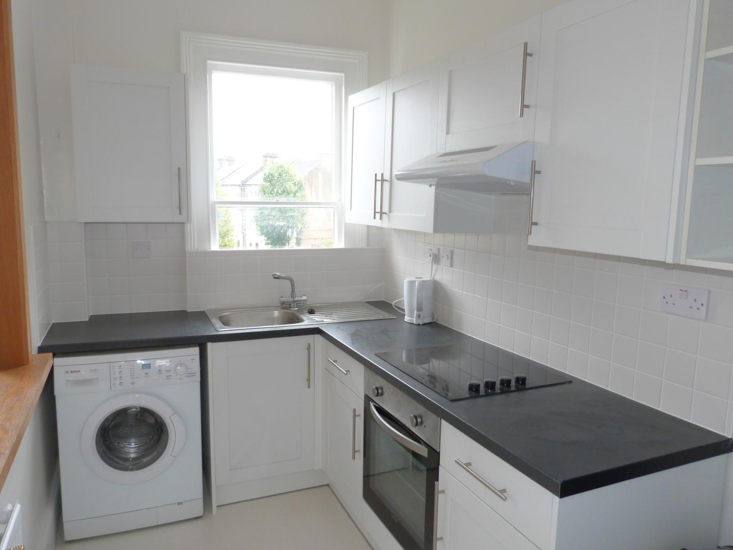 			2 Bedroom, 1 bath, 1 reception Apartment			 Fernhead Road, QUEENS PARK