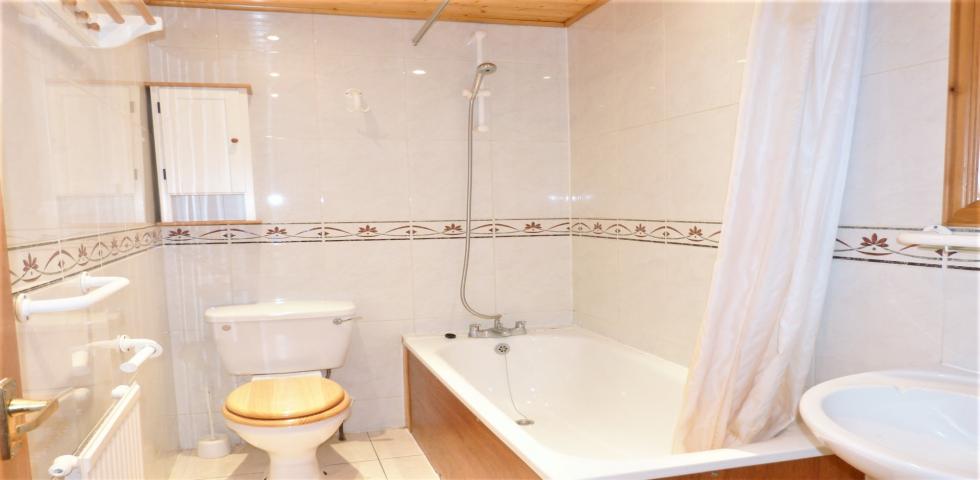 Suitable For Sharers Heathfield Park, Willesden Green