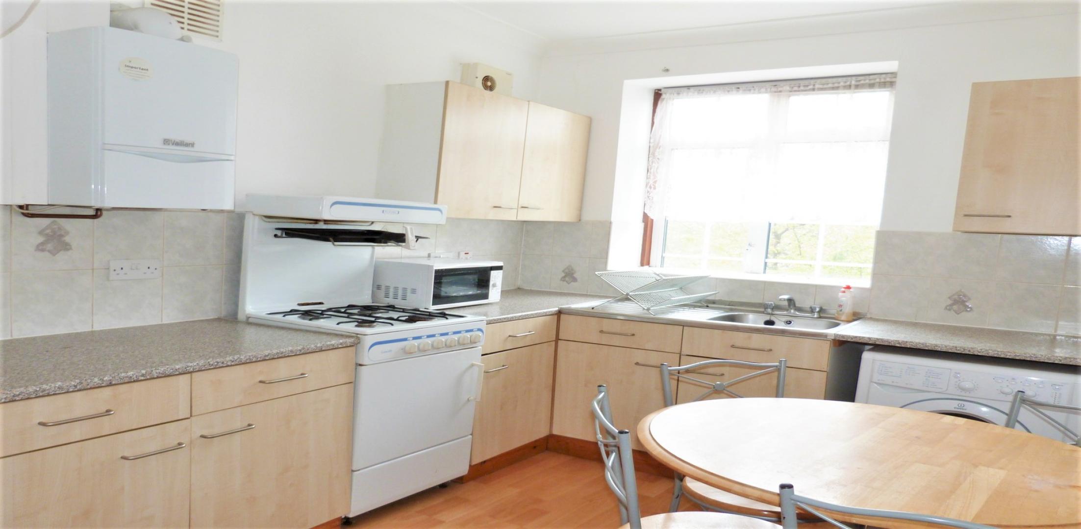 Suitable For Sharers Heathfield Park, Willesden Green