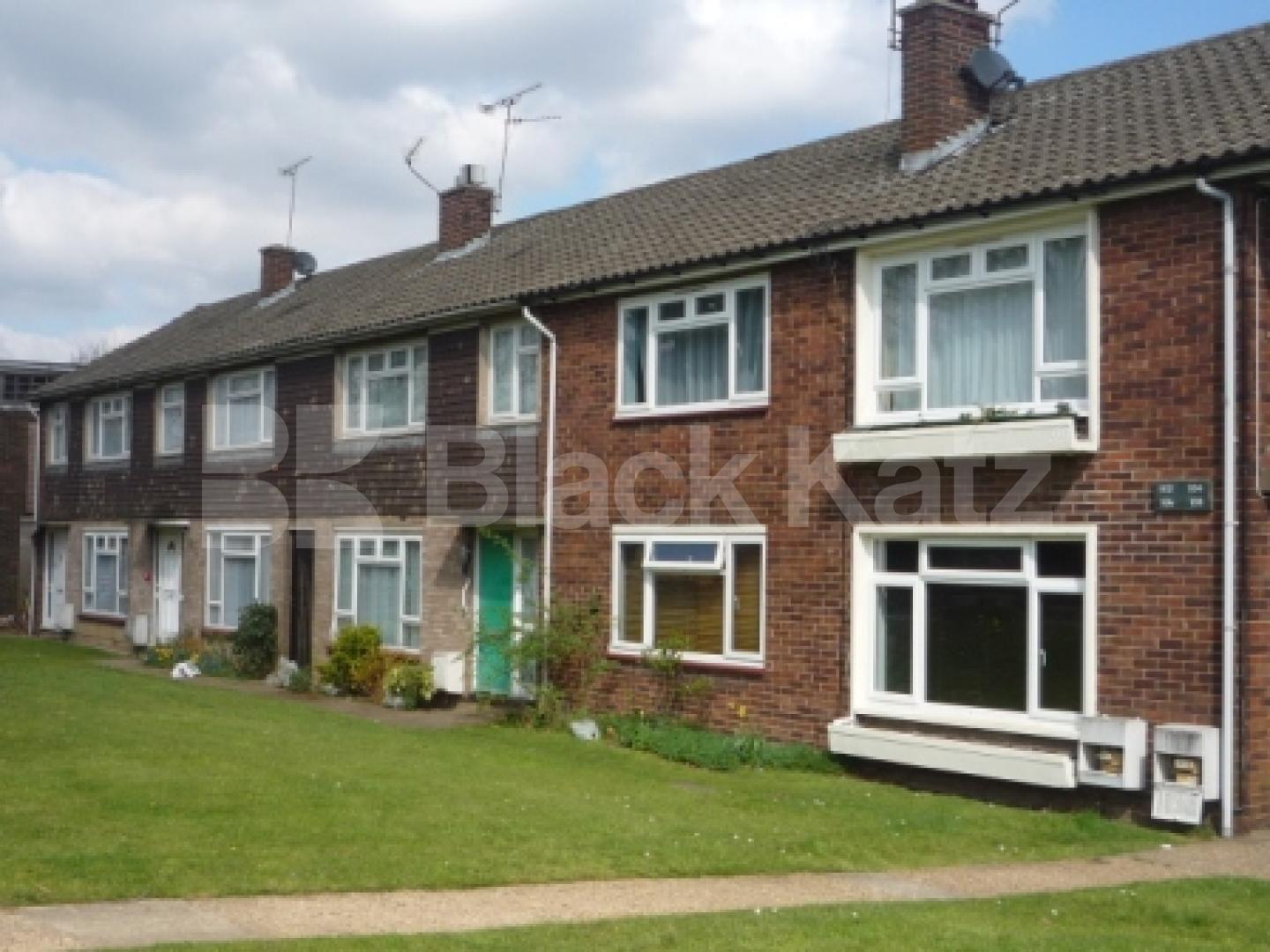 			2 Bedroom, 1 bath, 1 reception Flat			 Coppets Road, MUSWELL HILL